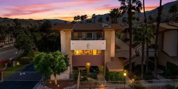 467 S Calle El Segundo