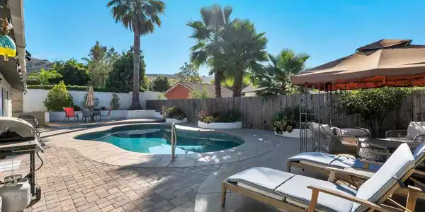 2802 E Sierra Drive