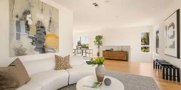 11724 Culver Boulevard