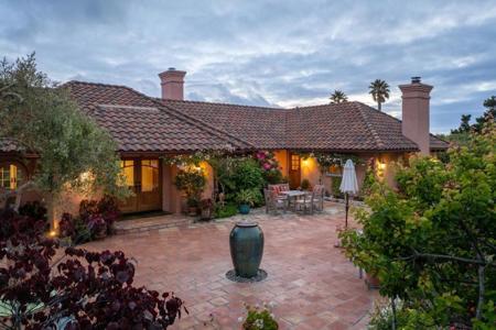 25987 Rio Vista Drive