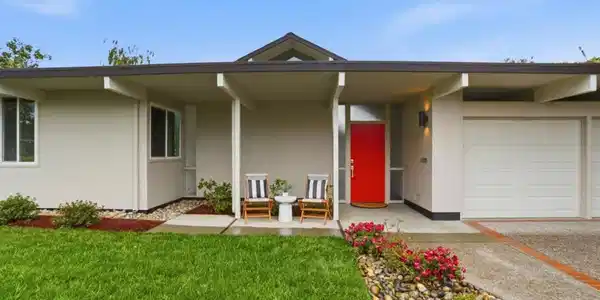 931 Mackenzie Drive