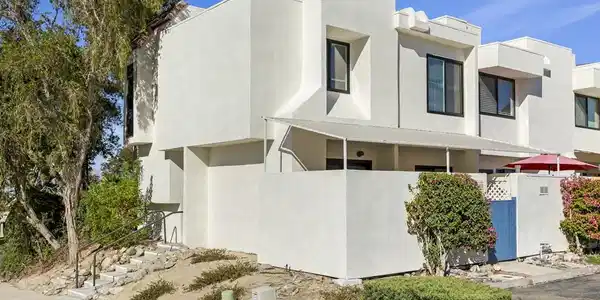 48652 Desert Flower Drive