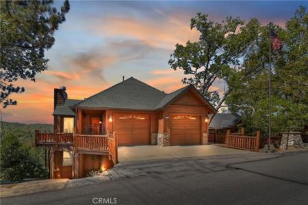1438 Golden Rule Lane