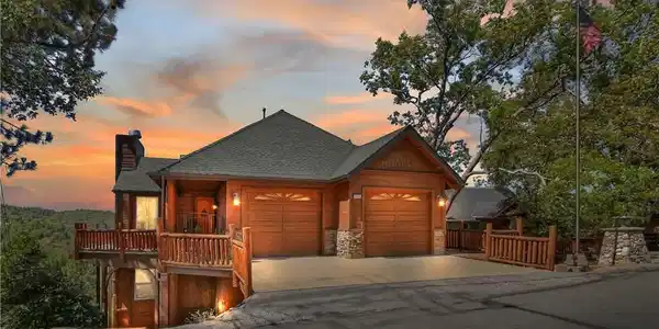1438 Golden Rule Lane