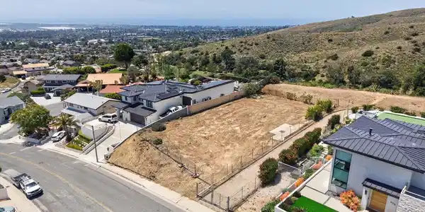 619 Skyline Road