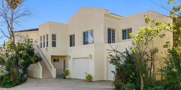 527 Stoneridge