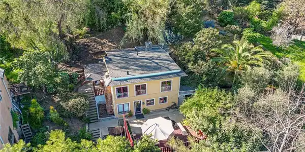 1726 Bridgeport
