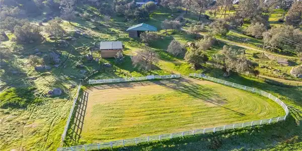 41576 Road 406
