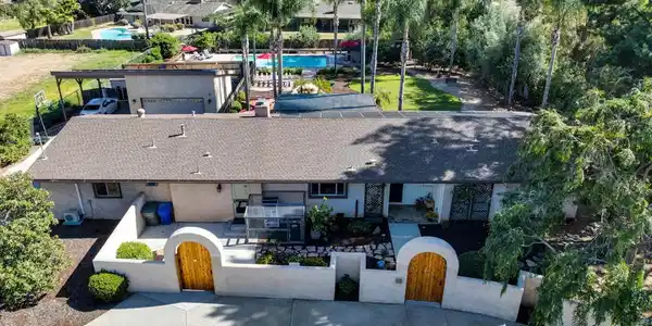 16548 Espola Rd