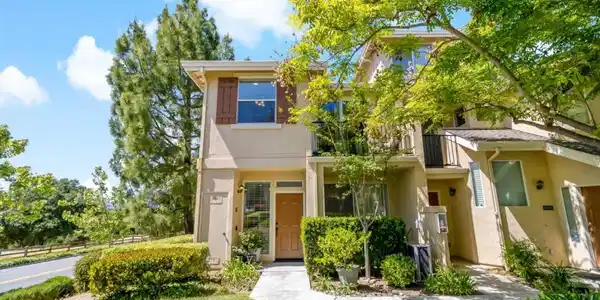 1086 Niguel Lane