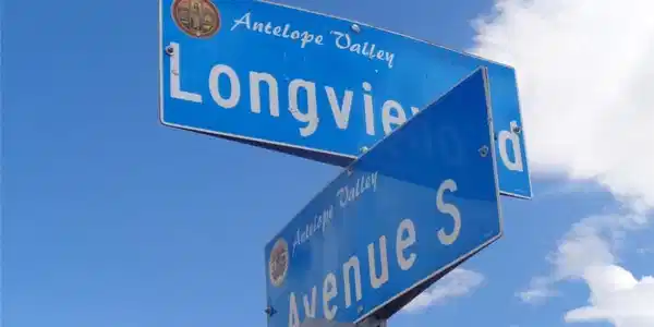 1 Avenue R12