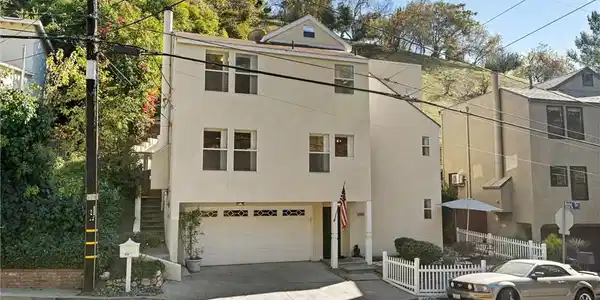4558 Jessica Dr