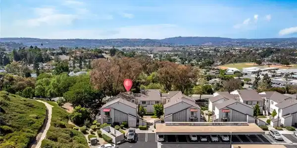 29127 Via Cerrito