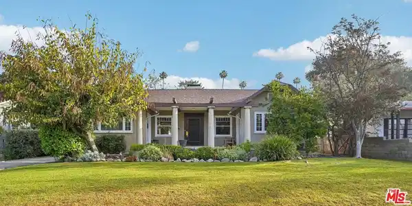 1221 Sonoma Drive