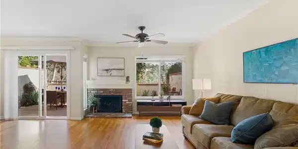 362 W Via Vaquero