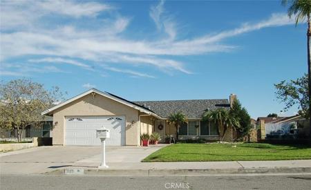 395 S Tamarisk