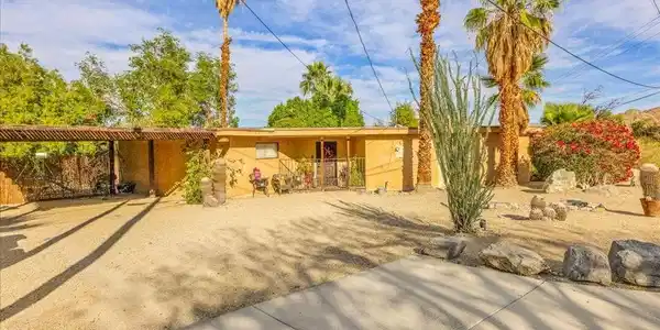 68369 Hilltop Lane