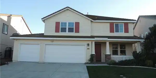 13711 Amberview