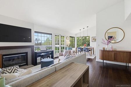 16376 Avenida Venusto