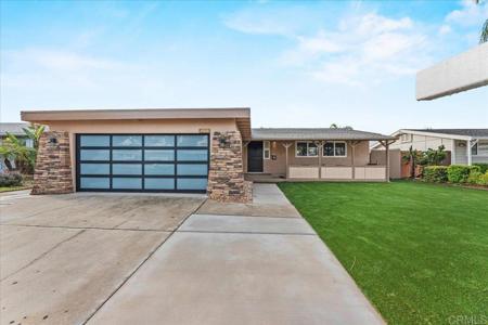 8611 Carlton Oaks Dr