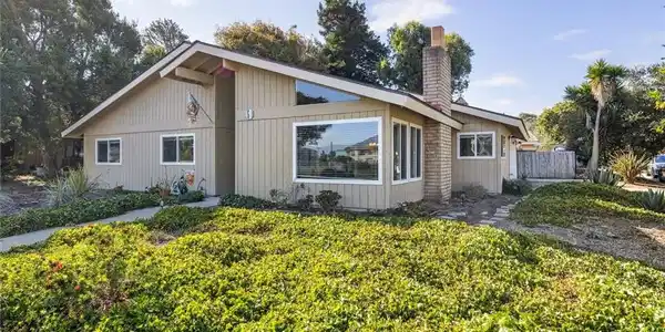 1299 Bay Oaks Drive