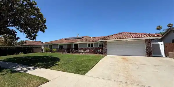 223 N Garsden