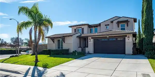 21735 Amaryllis Court