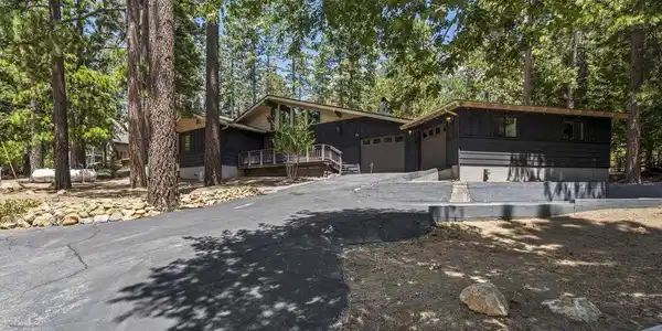 25226 Rim Rock Road
