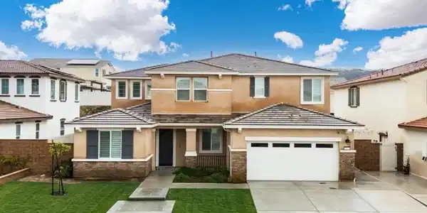 11411 W Serrano