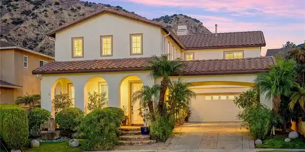 32 Mossdale Court