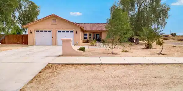 1081 Aberdeen Drive