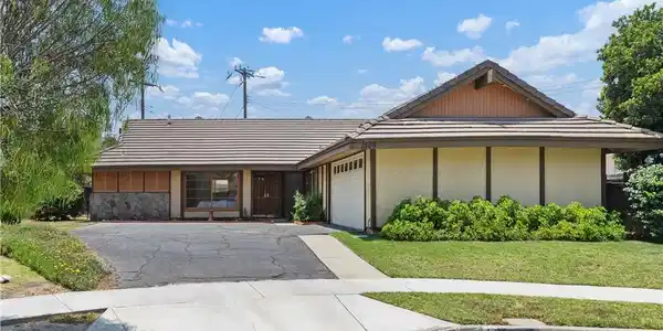 1509 Gemwood Drive