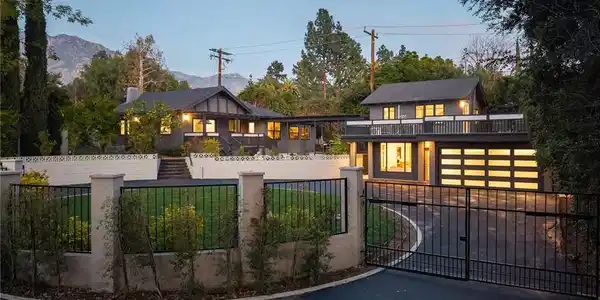 503 E Mendocino
