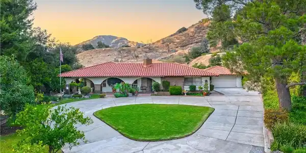 5315 Gaymore Circle