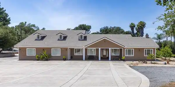 10166 Rancho Roble Rd.