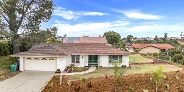 6482 Wandermere Drive