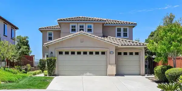 1079 Vista Pointe Blvd