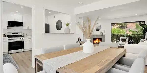 26008 Alizia Canyon