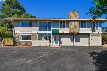 536 Golf Club Rd