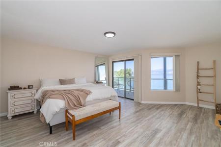 10 Royale Avenue