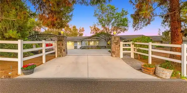 3048 Jason Road