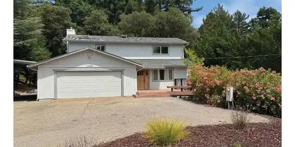 23056 Evergreen Lane
