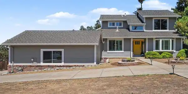 332 Chardonnay Cir