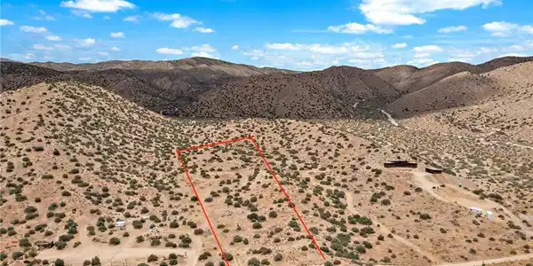 2816 Orange Trail