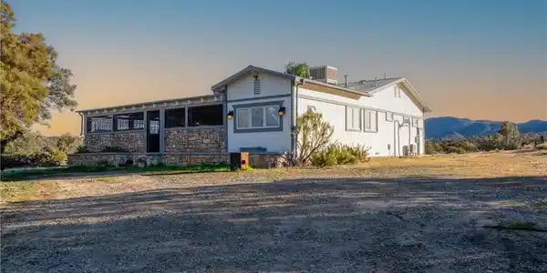 44270 Arya Court