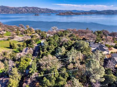 2999 Buckingham Dr.