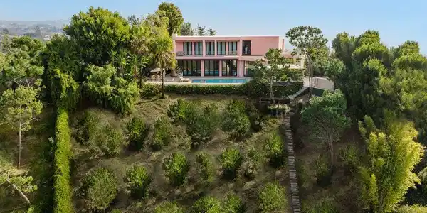 1111 Bel Air Place
