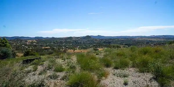 4 Rim Of The Valley
