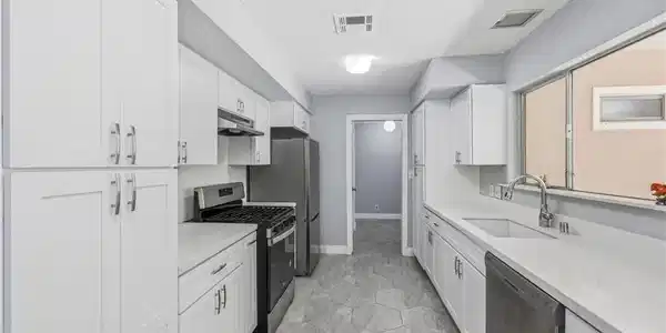 24673 Barton