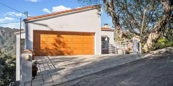 26207 Ingleside Way